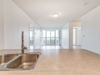 1607 - 18 Spring Garden Ave