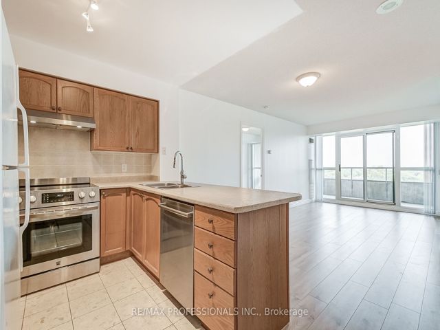 1607 - 18 Spring Garden Ave