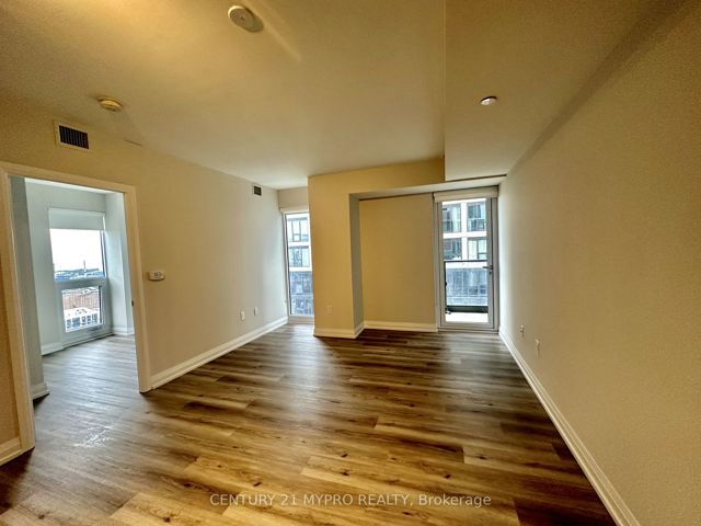3203 - 251 Jarvis St