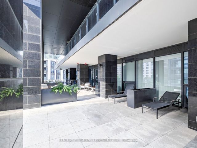2801 - 181 Dundas St E