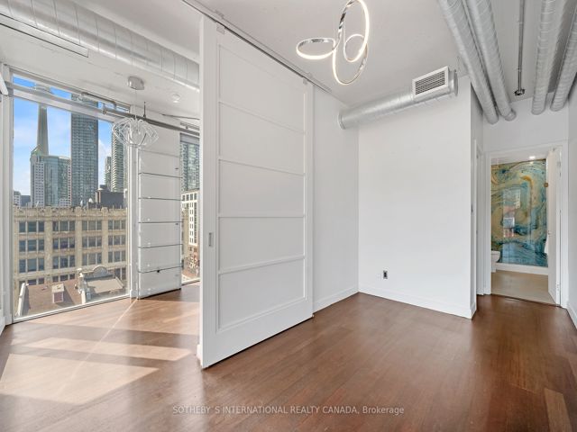 801 - 169 John St