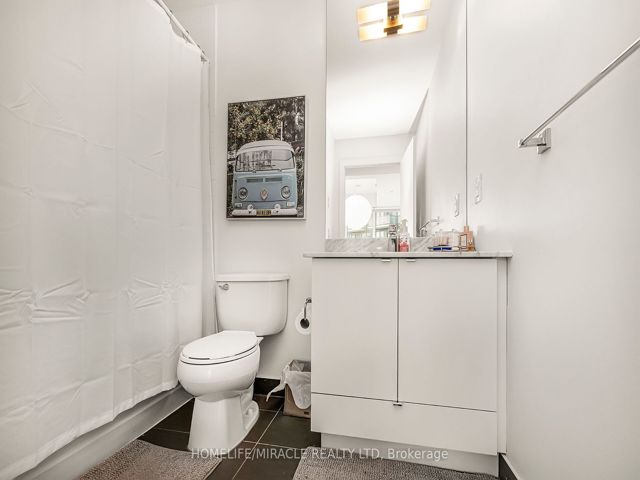 1108 - 51 East Liberty St