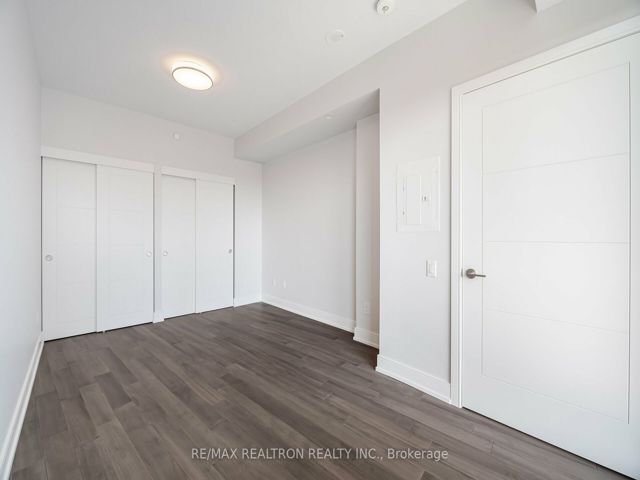 1201 - 2525 Bathurst St