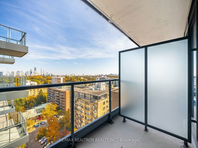 1201 - 2525 Bathurst St