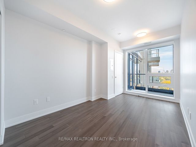 1201 - 2525 Bathurst St