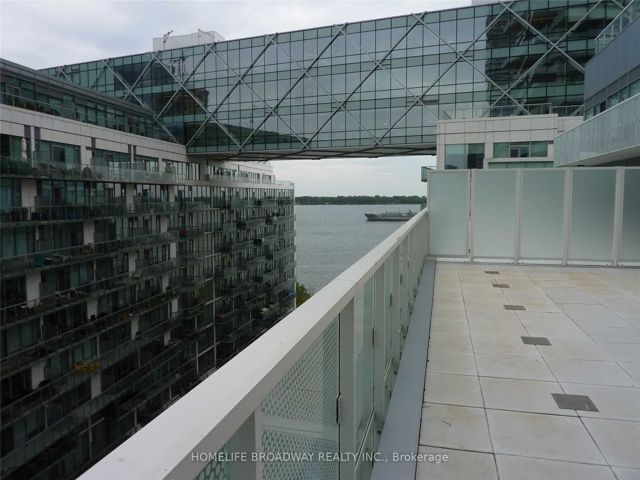 1003 - 15 Queens Quay  E