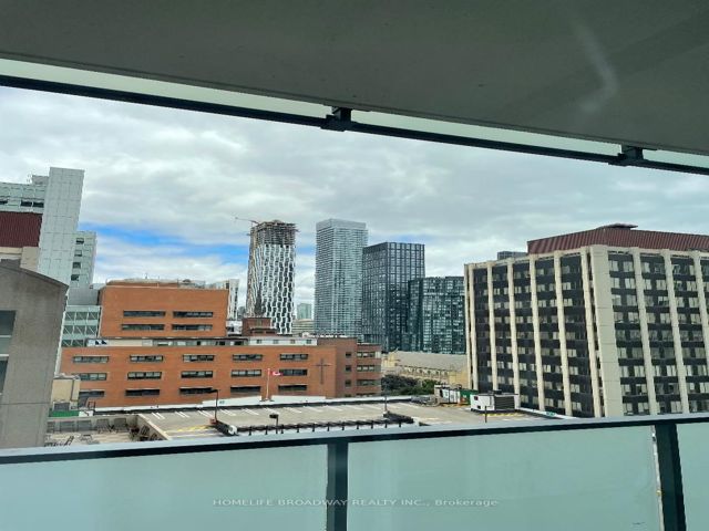 1113 - 25 Richmond St E