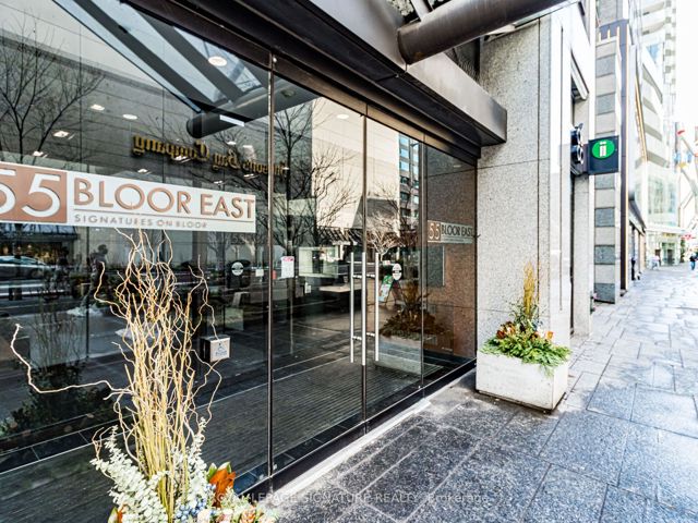 203 - 55 Bloor St E