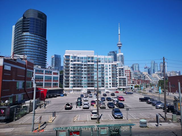 305 - 650 Queens Quay W