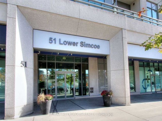 1005 - 51 Lower Simcoe St