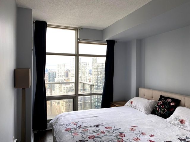 4102 - 10 Navy Wharf Crt