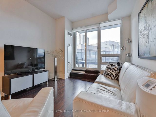 412 - 181 Wynford Dr