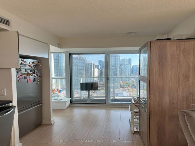 3606 - 75 Queens Wharf Rd