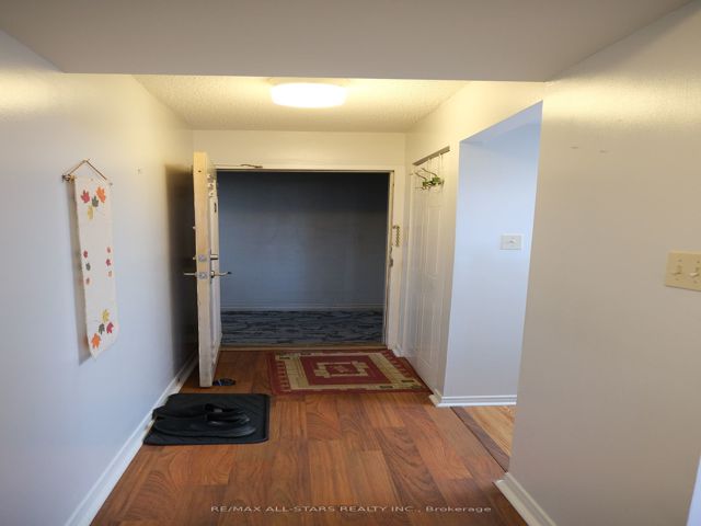 332 - 3 Greystone Walk Dr