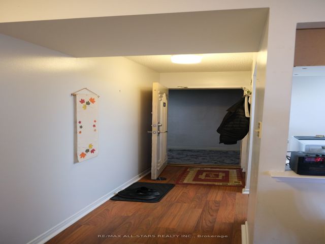 332 - 3 Greystone Walk Dr