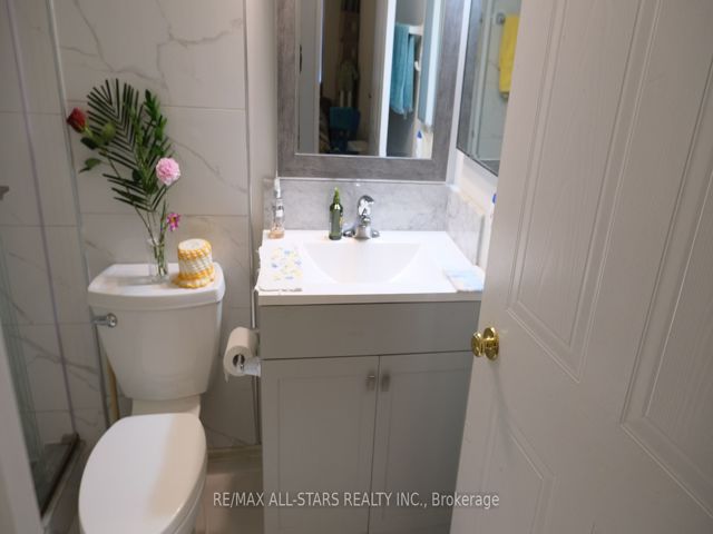 332 - 3 Greystone Walk Dr