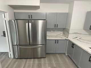 1814 - 5 Massey Sq