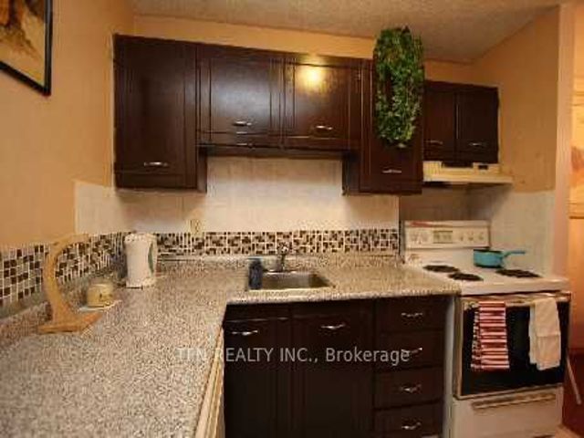706 - 1950 Kennedy Rd