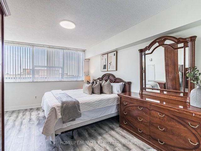 1708 - 65 Huntingdale Blvd