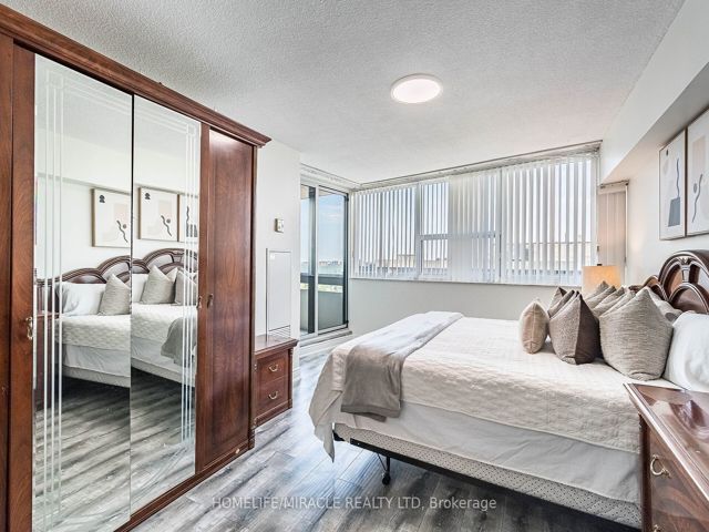 1708 - 65 Huntingdale Blvd