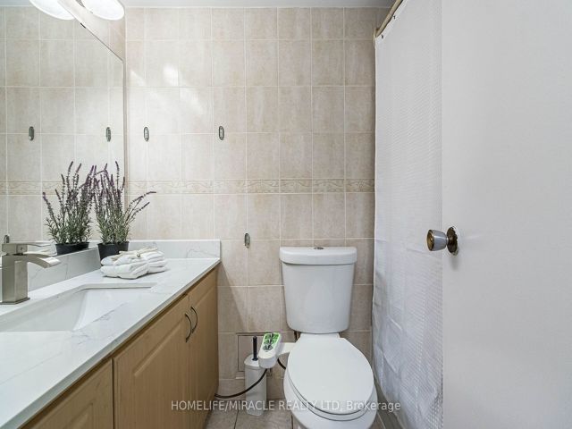 1708 - 65 Huntingdale Blvd