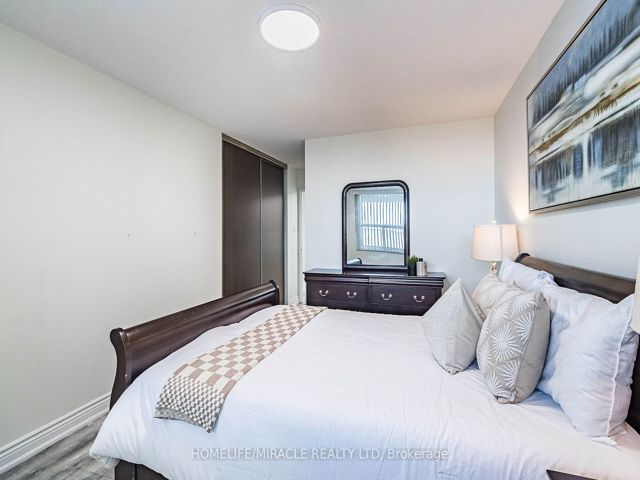 1708 - 65 Huntingdale Blvd