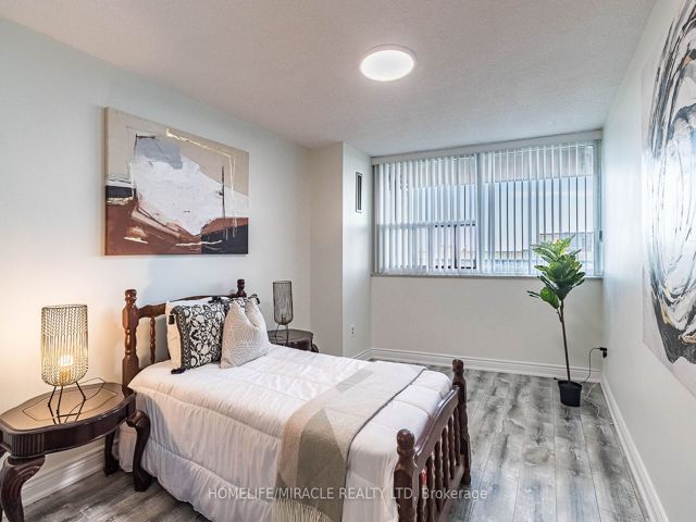 1708 - 65 Huntingdale Blvd