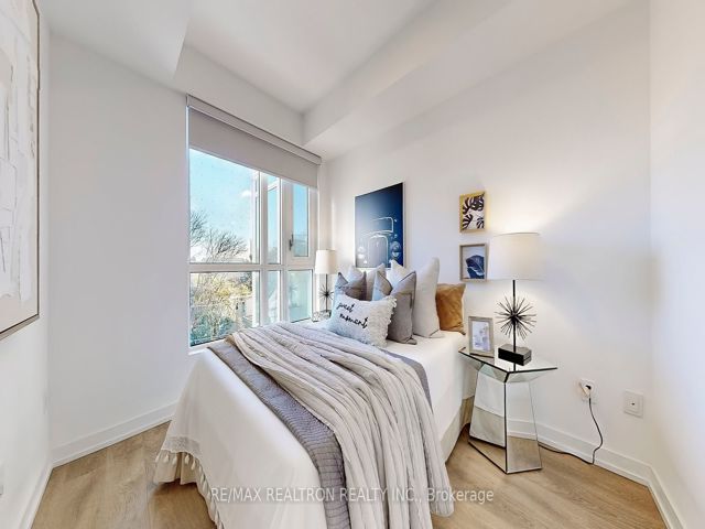 445 - 150 Logan Ave