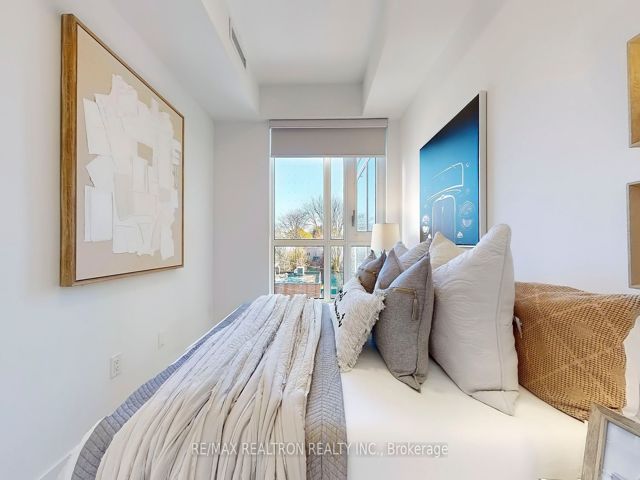 445 - 150 Logan Ave
