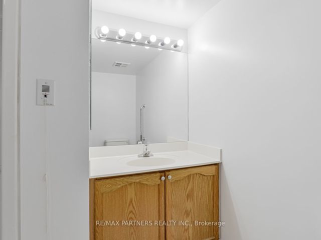 907 - 3088 Kennedy Rd