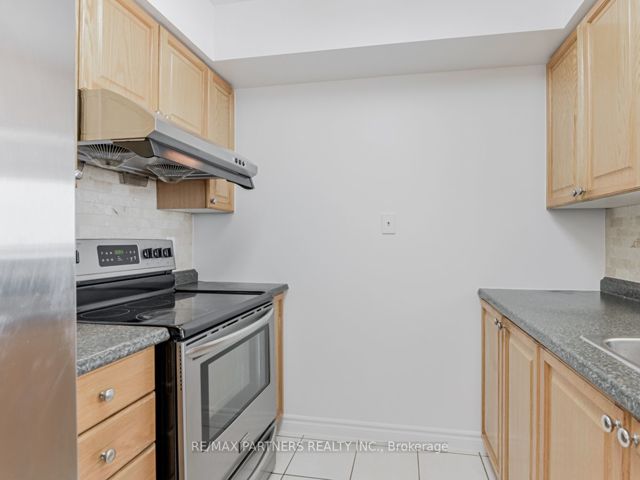 907 - 3088 Kennedy Rd