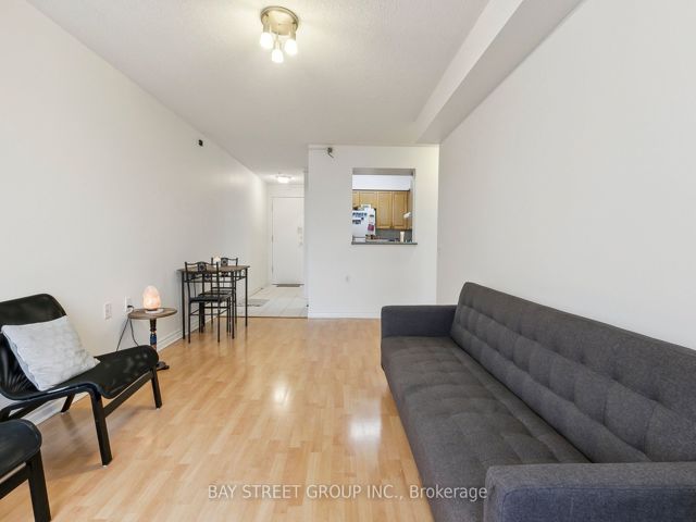 306 - 3088 Kennedy Rd