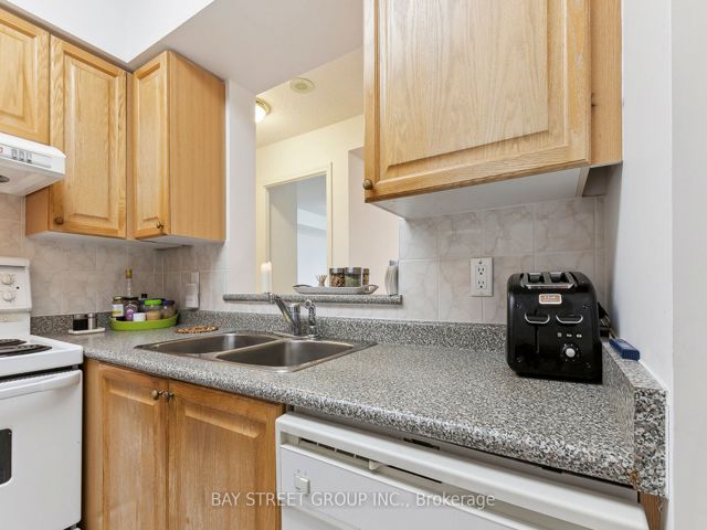 306 - 3088 Kennedy Rd