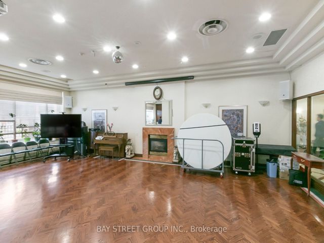 306 - 3088 Kennedy Rd