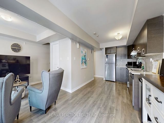 304 - 1483 Birchmount Rd