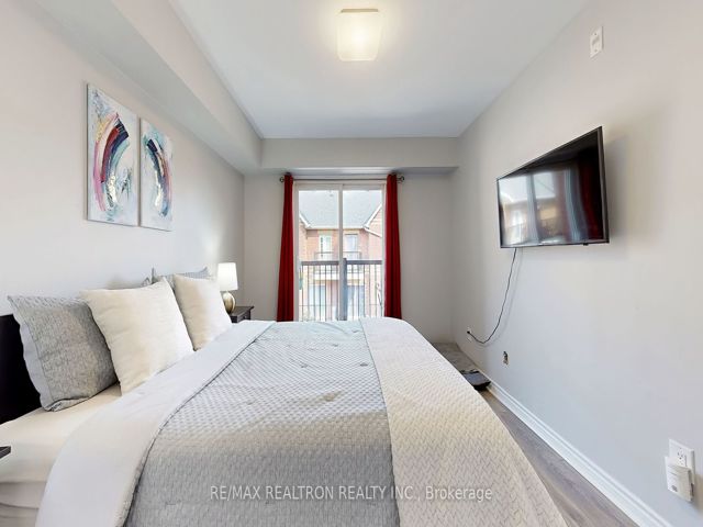 304 - 1483 Birchmount Rd