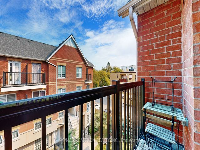 304 - 1483 Birchmount Rd
