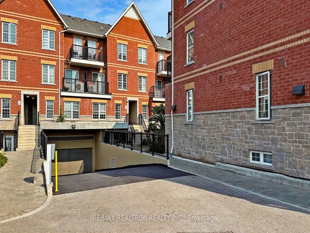 304 - 1483 Birchmount Rd