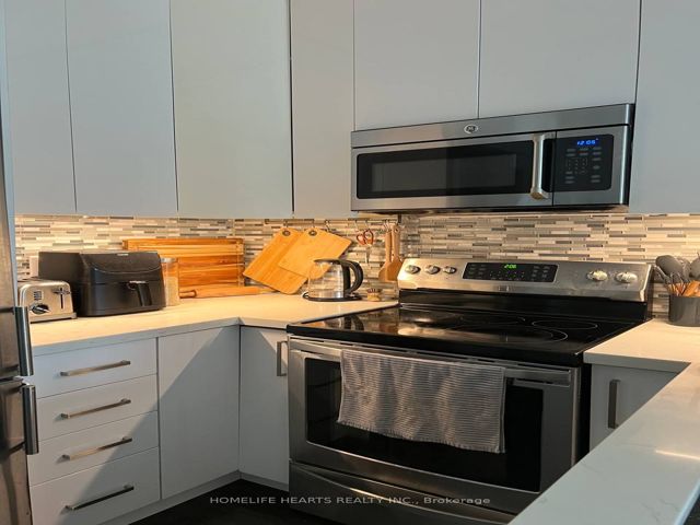 113 - 2351 Kennedy Rd