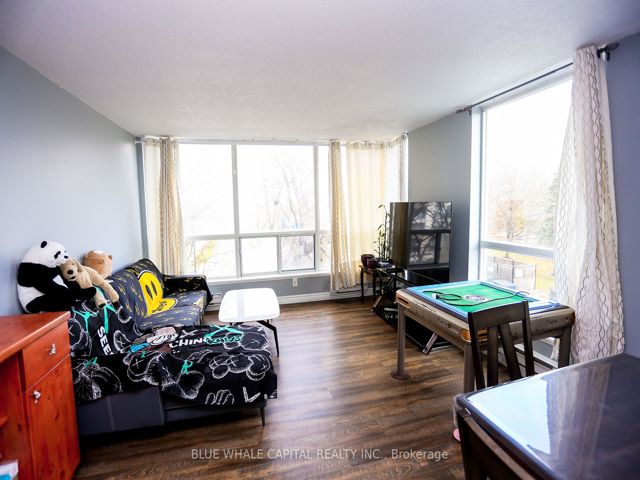 304 - 4727 Sheppard Ave E
