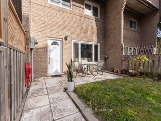 23 - 91 Muir Dr