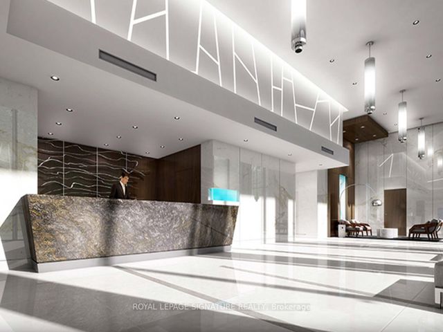 1223 - 275 Village Green Sq