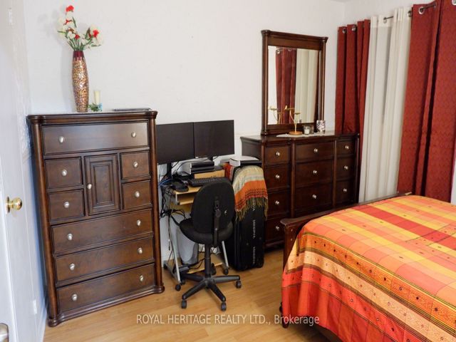 137 - 50 Scarborough Golf Club Rd