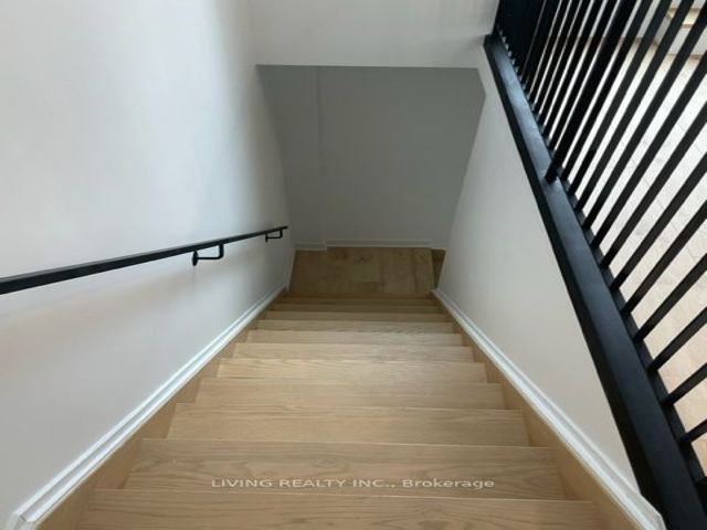 917 - 2799 Kingston Rd