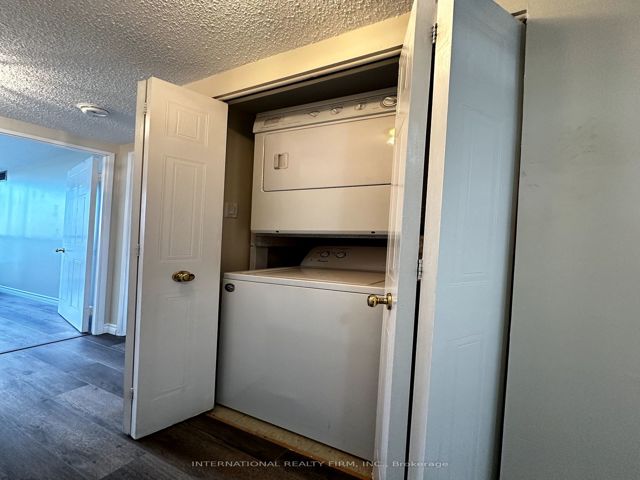 708 - 410 Mclevin Ave