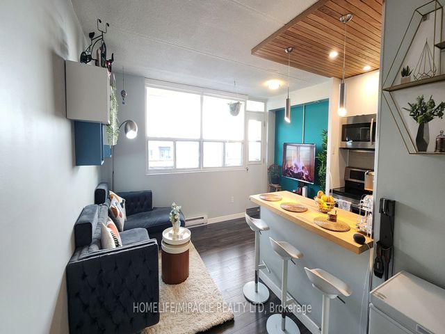 1105 - 207 Galloway Rd
