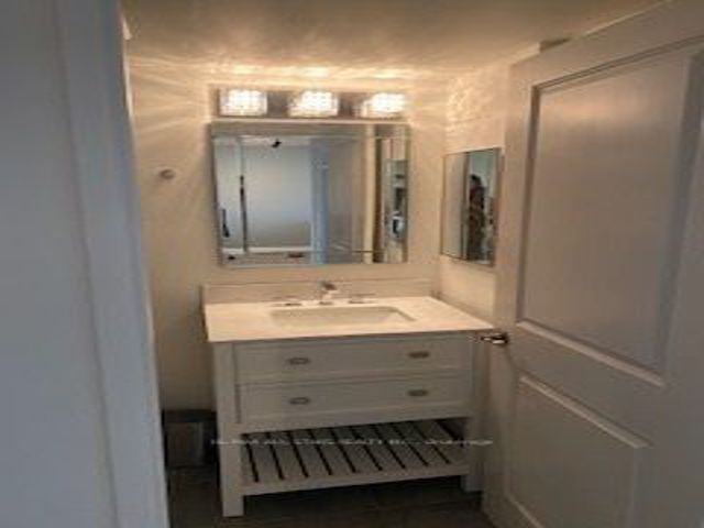 1216 - 5 Greystone Walk Dr