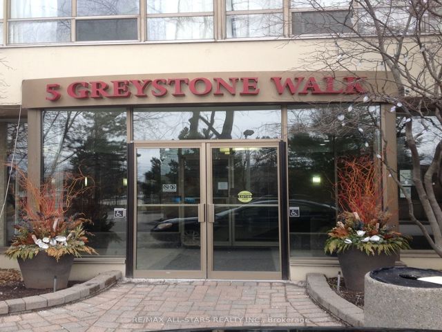 1216 - 5 Greystone Walk Dr
