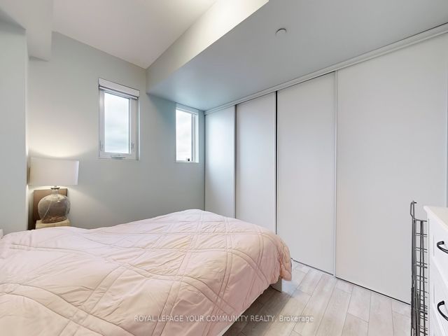502 - 1630 Queen St E