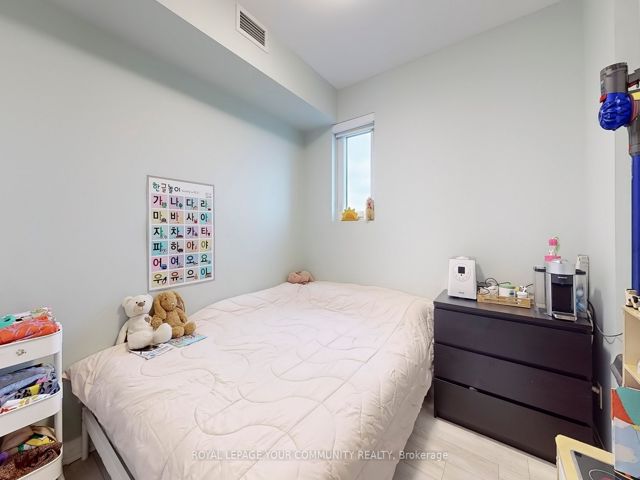 502 - 1630 Queen St E